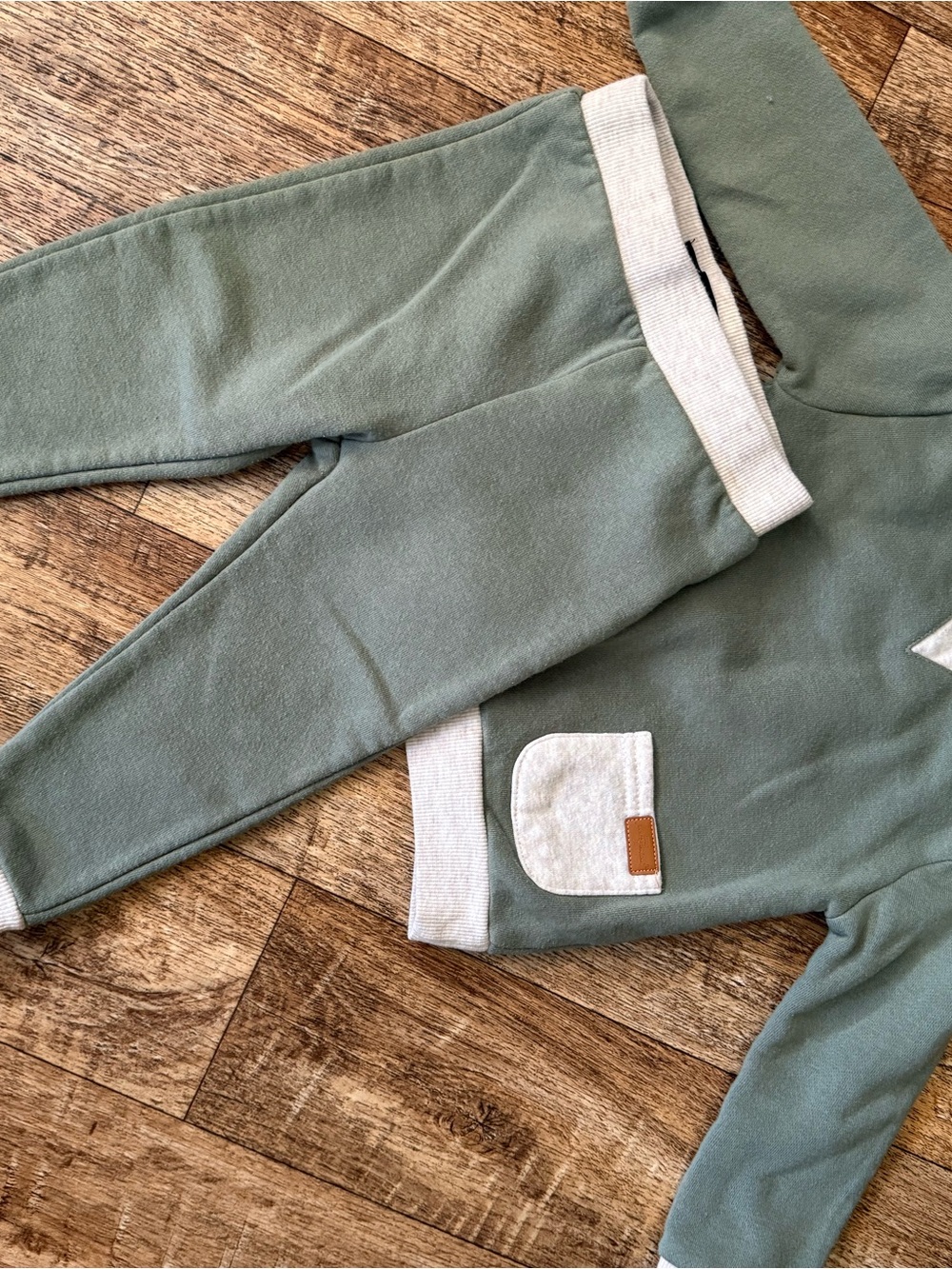 7 For All Mankind Kids Sage Green Jogger Set with Cream Trim